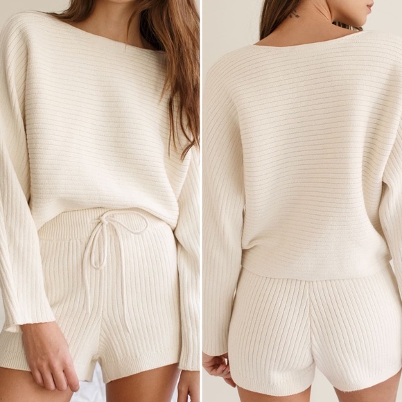 NEW Reformation Cort Short Set - Picture 4 of 5